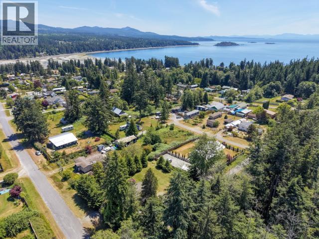 3010 Oak Street, Texada Island, British Columbia   - Photo 34 - 19928