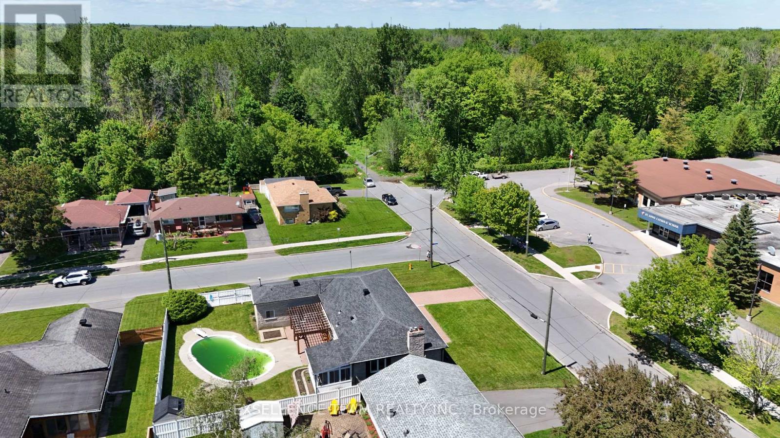 616 Surgenor Street W, Cornwall, Ontario  K6J 2H4 - Photo 32 - X13237956