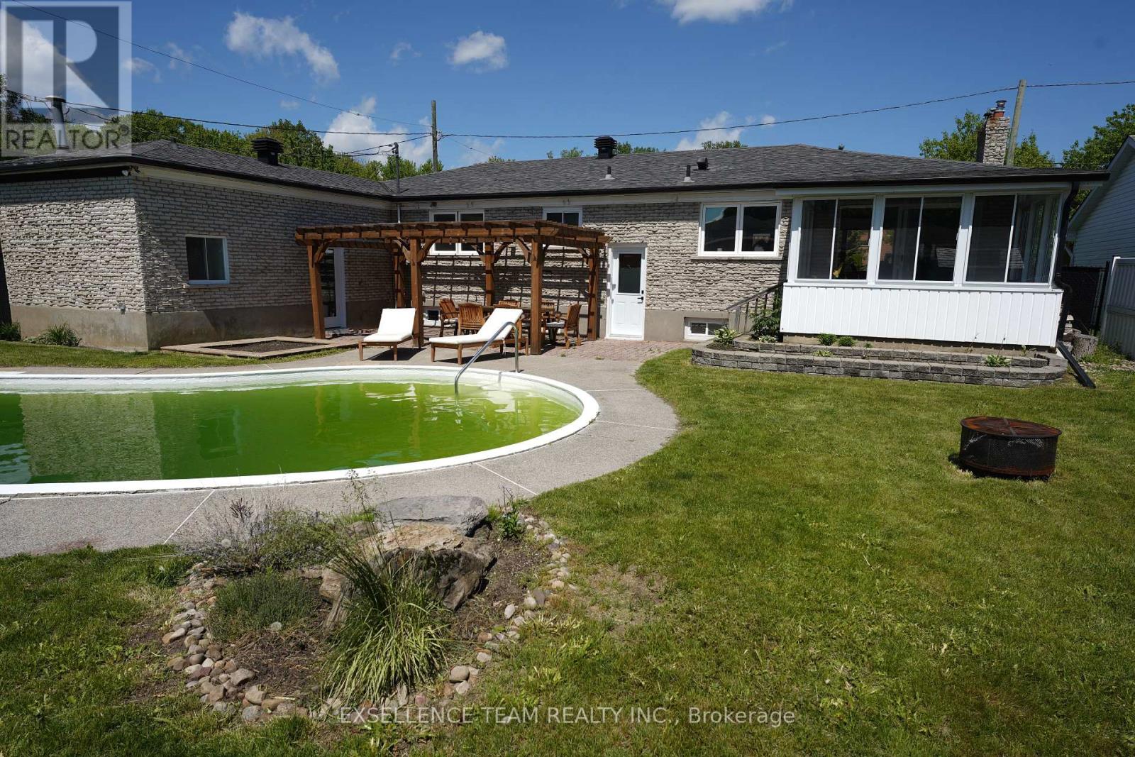 616 Surgenor Street W, Cornwall, Ontario  K6J 2H4 - Photo 5 - X13237956