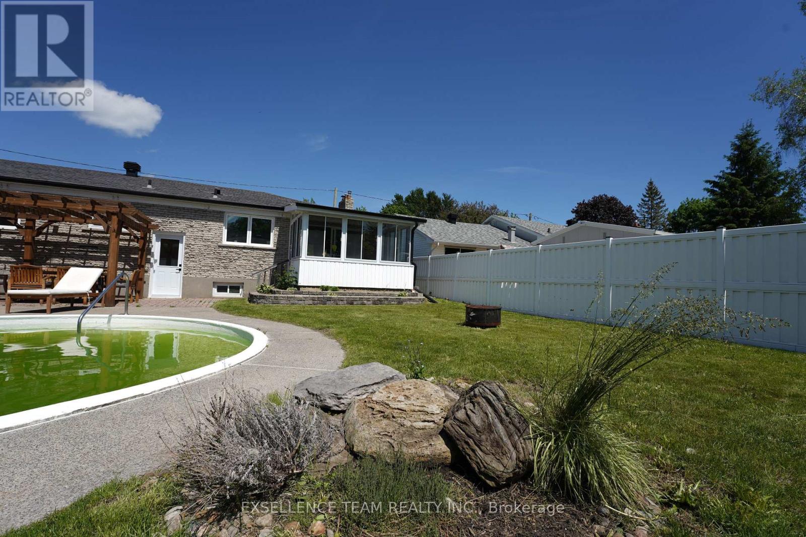 616 Surgenor Street W, Cornwall, Ontario  K6J 2H4 - Photo 7 - X13237956