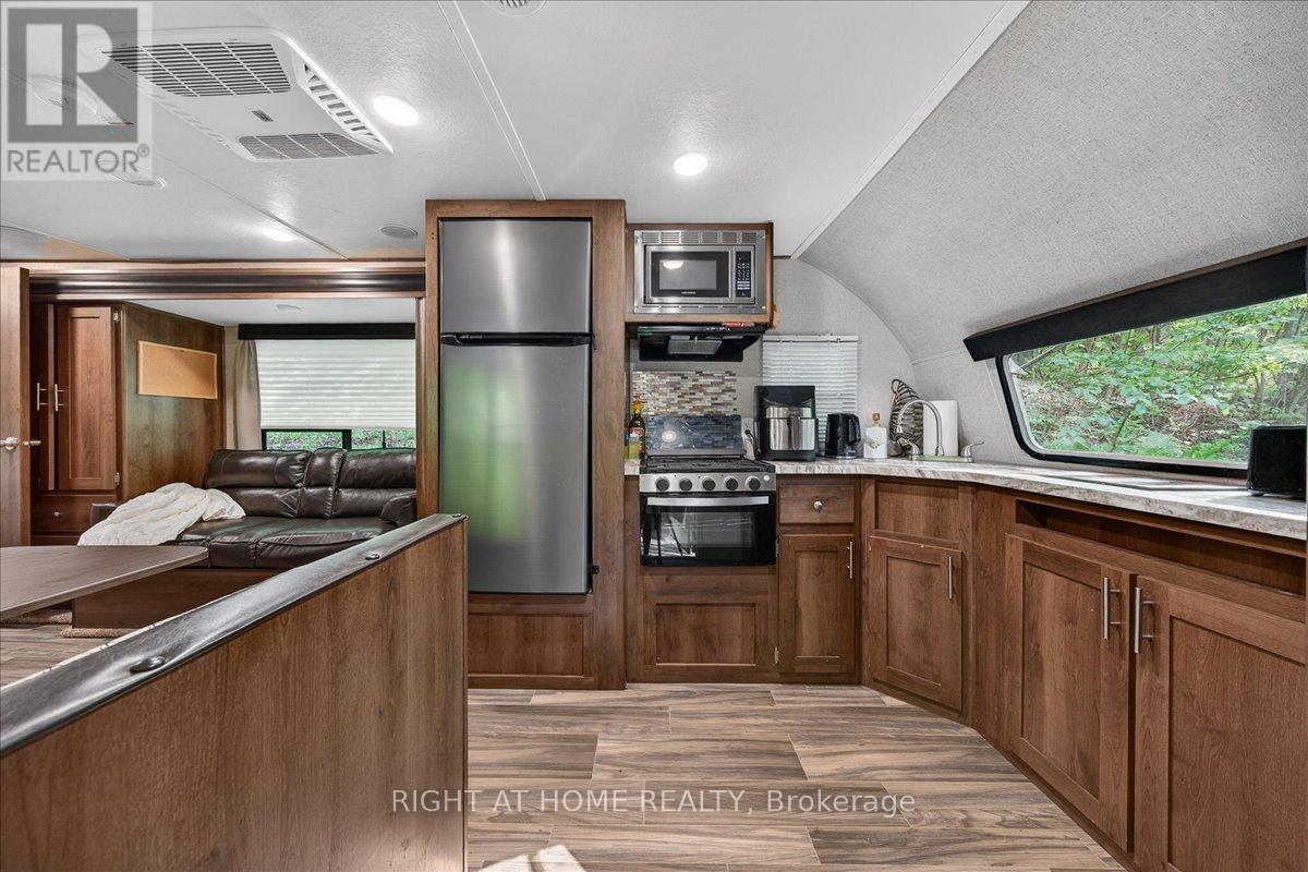 201 - 142571 35 Road, West Grey, Ontario  N0G 1C0 - Photo 11 - X13237938