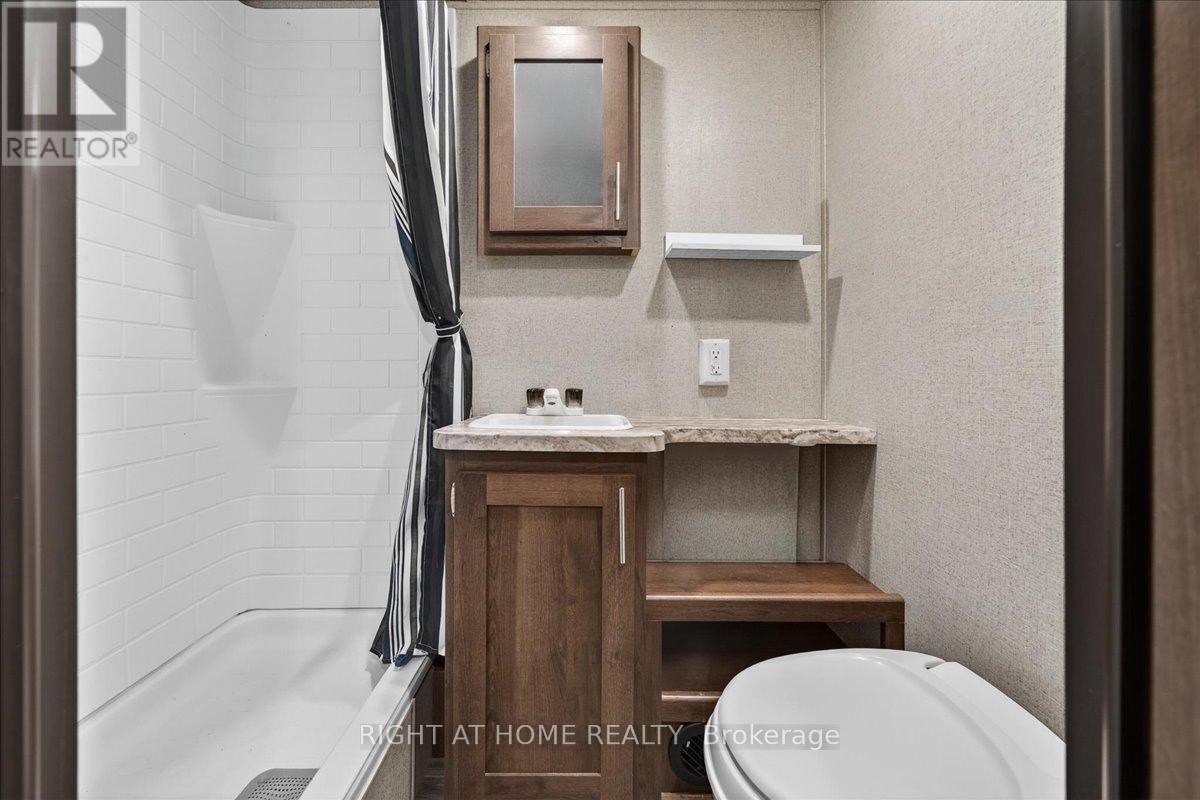 201 - 142571 35 Road, West Grey, Ontario  N0G 1C0 - Photo 16 - X13237938