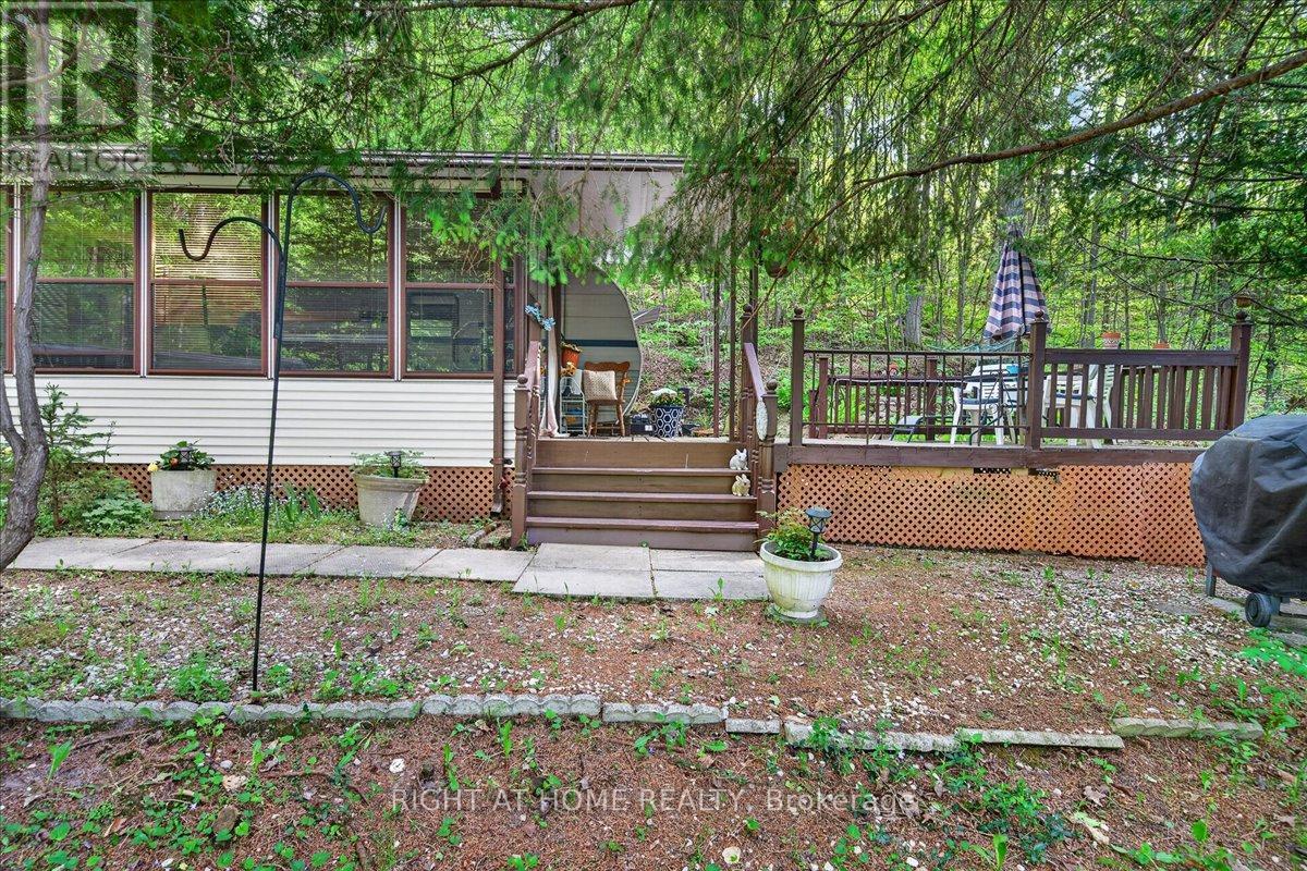 201 - 142571 35 Road, West Grey, Ontario  N0G 1C0 - Photo 2 - X13237938
