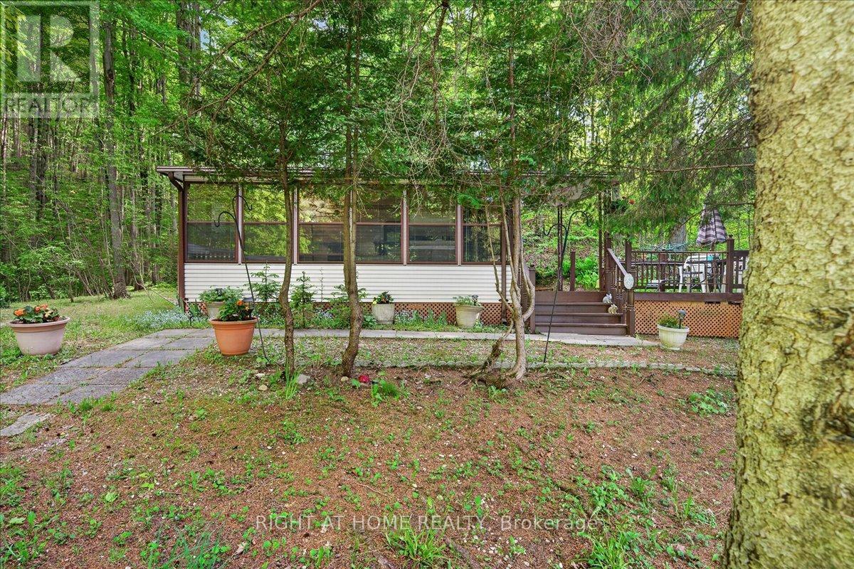 201 - 142571 35 Road, West Grey, Ontario  N0G 1C0 - Photo 3 - X13237938