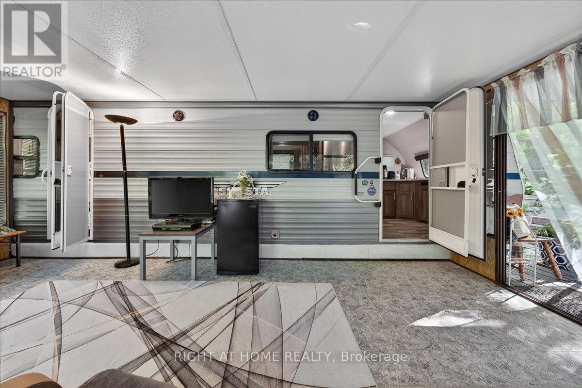 201 - 142571 35 Road, West Grey, Ontario  N0G 1C0 - Photo 6 - X13237938