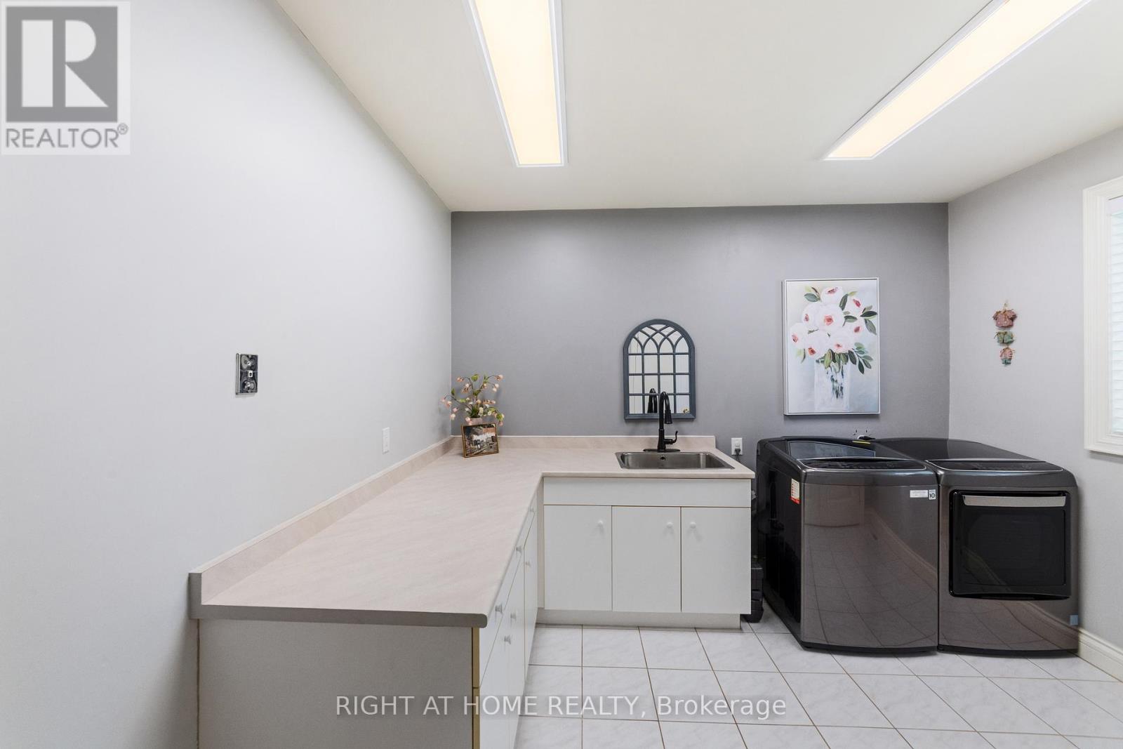 7775 St Augustine Crescent, Niagara Falls, Ontario  L2H 2X3 - Photo 20 - X13237946