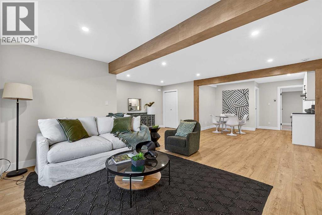 9007 33 Avenue Nw, Calgary, Alberta  T3B 1M2 - Photo 37 - A2316488