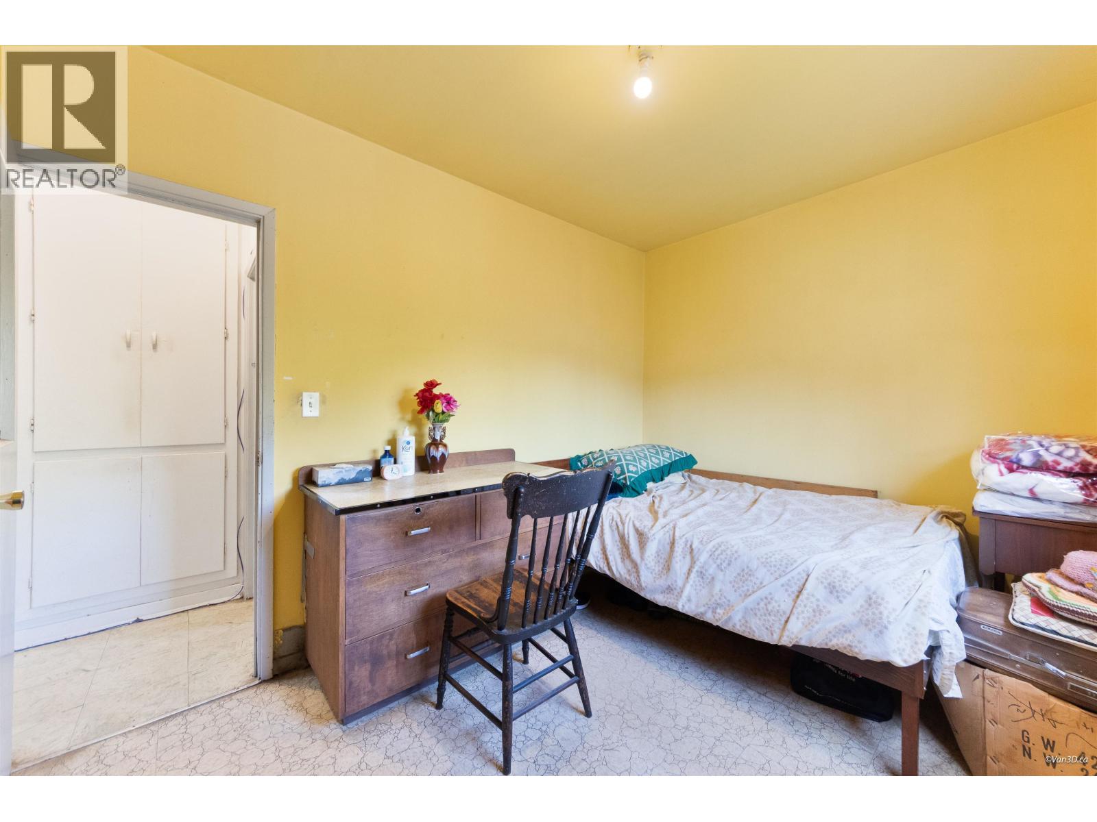 824 Semlin Drive, Vancouver, British Columbia  V5L 4J5 - Photo 17 - R3131843