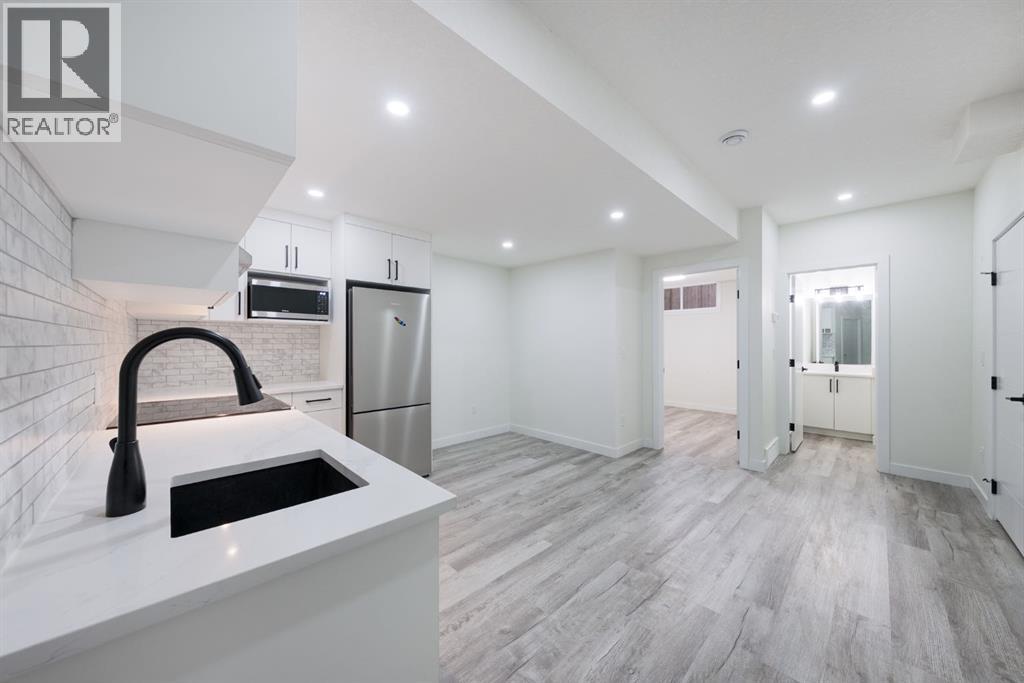 260 Belmont Boulevard Sw, Calgary, Alberta  T2X 4W6 - Photo 18 - A2316520