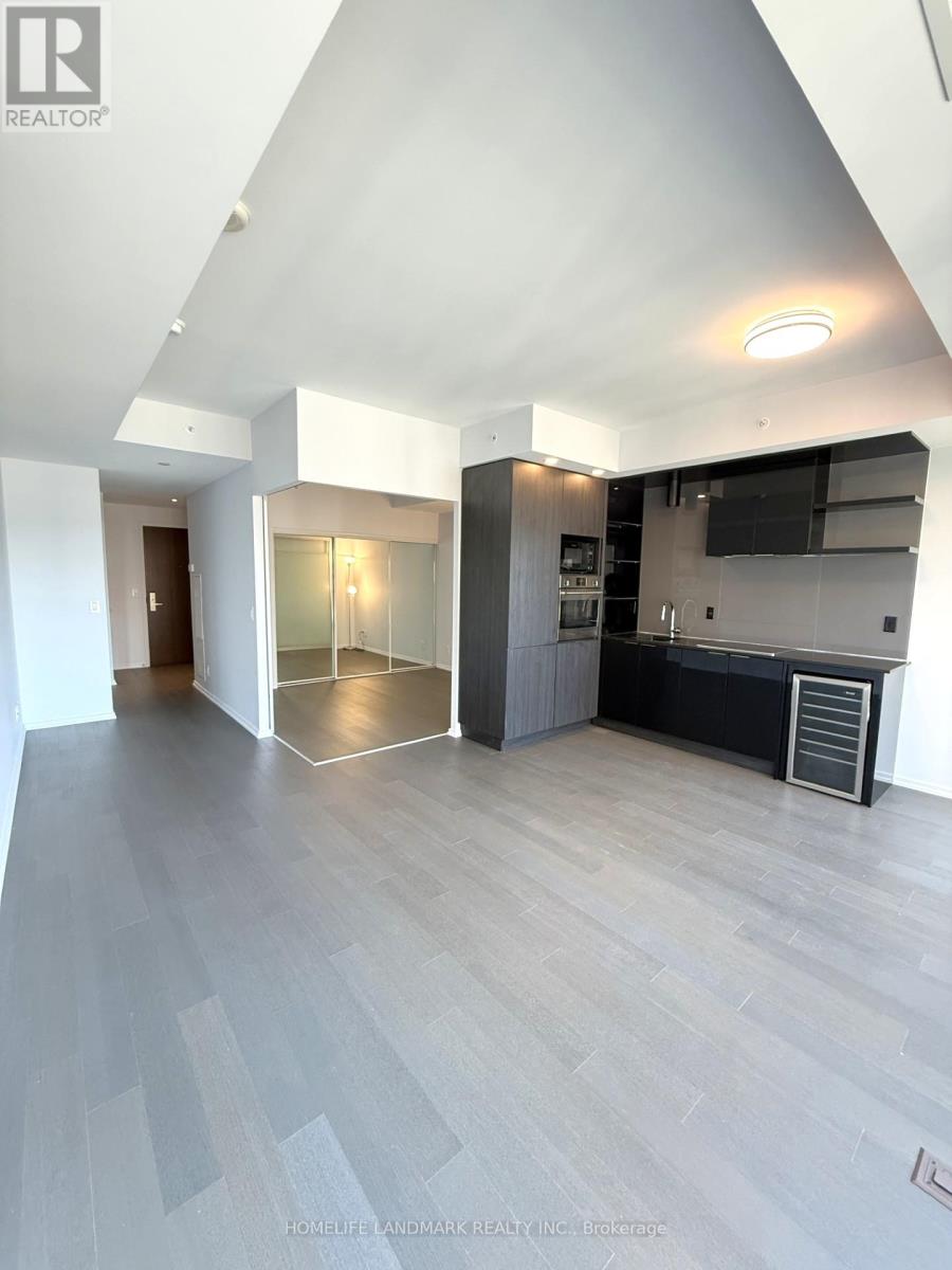 2202 - 70 TEMPERANCE STREET, Toronto, Ontario
