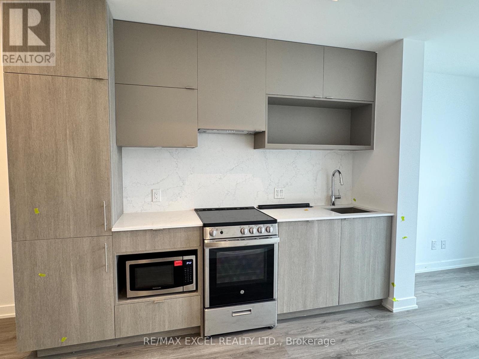 3512 - 100 Queen Street E, Toronto, Ontario  M5C 0B5 - Photo 3 - C13238002