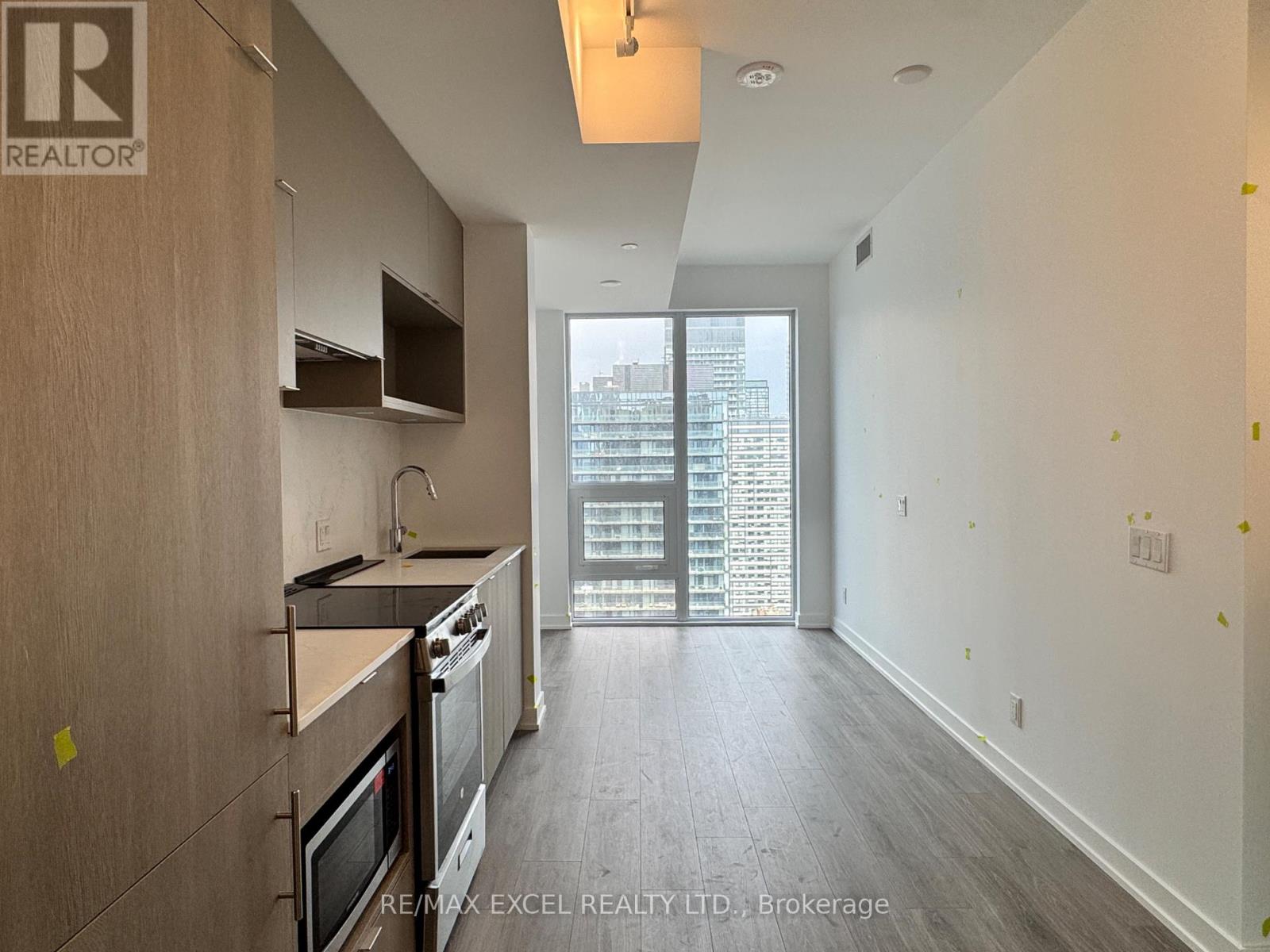 3512 - 100 Queen Street E, Toronto, Ontario  M5C 0B5 - Photo 4 - C13238002
