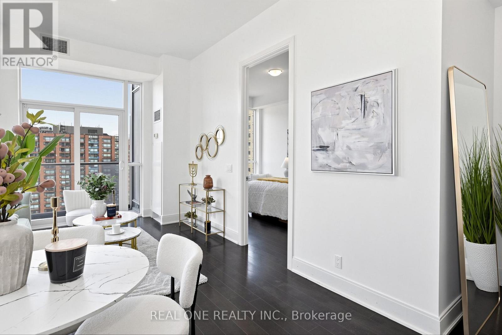 1603 - 21 Balmuto Street, Toronto, Ontario  M4Y 1W4 - Photo 23 - C13238016