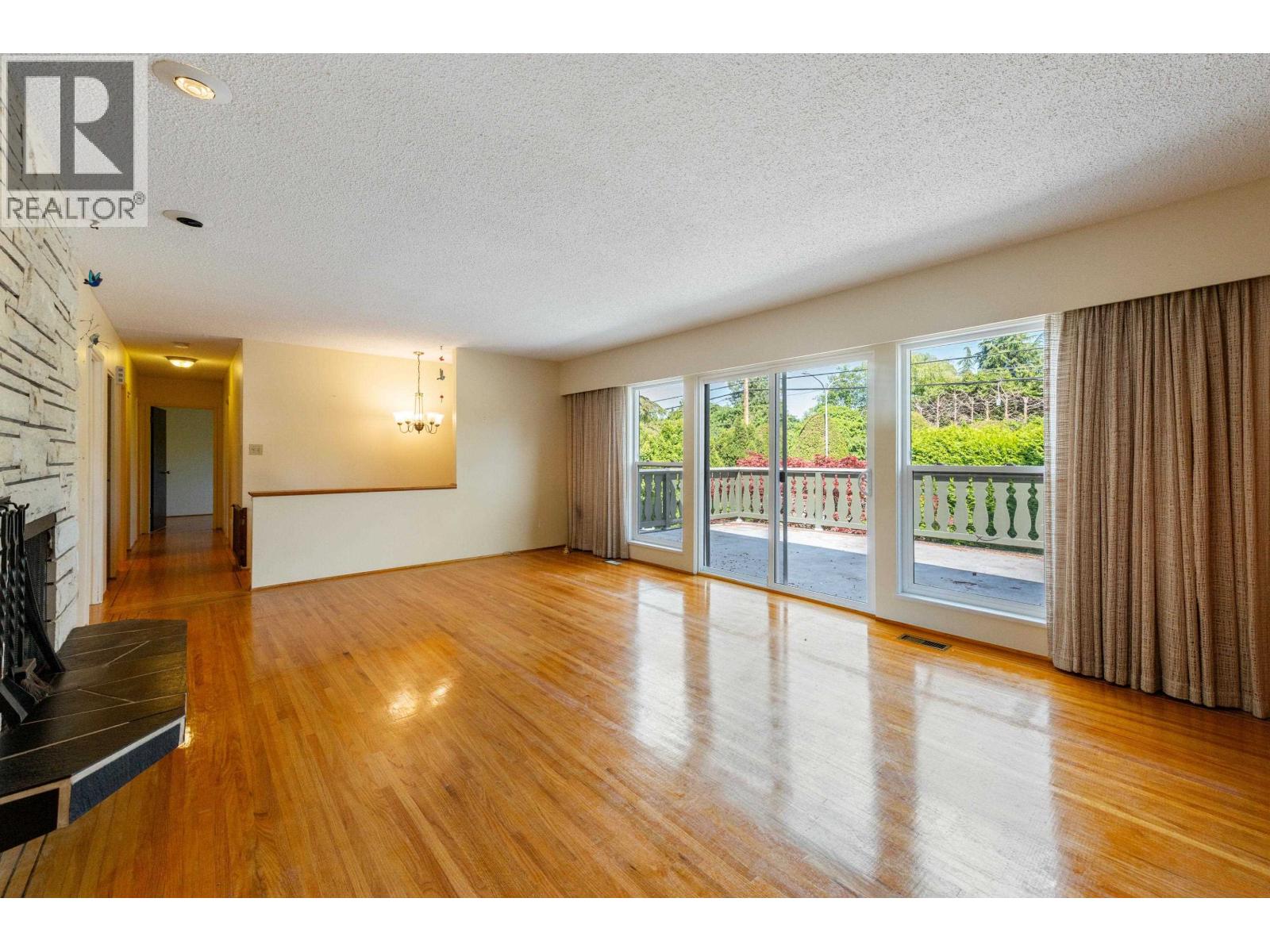 6311 No. 2 Road, Richmond, British Columbia  V7C 3L3 - Photo 7 - R3131612