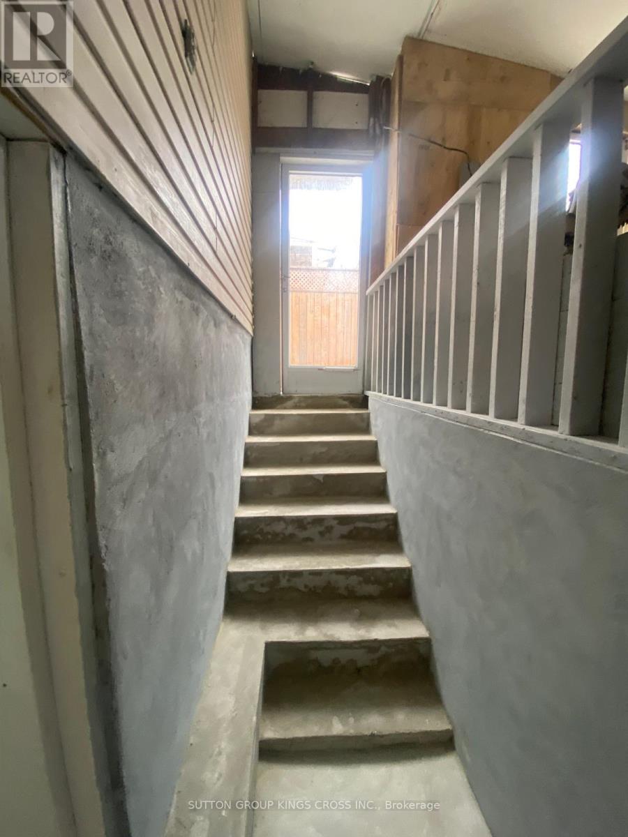 Bsmt - 29 Brownville Avenue, Toronto, Ontario  M6N 4L2 - Photo 3 - W13237986