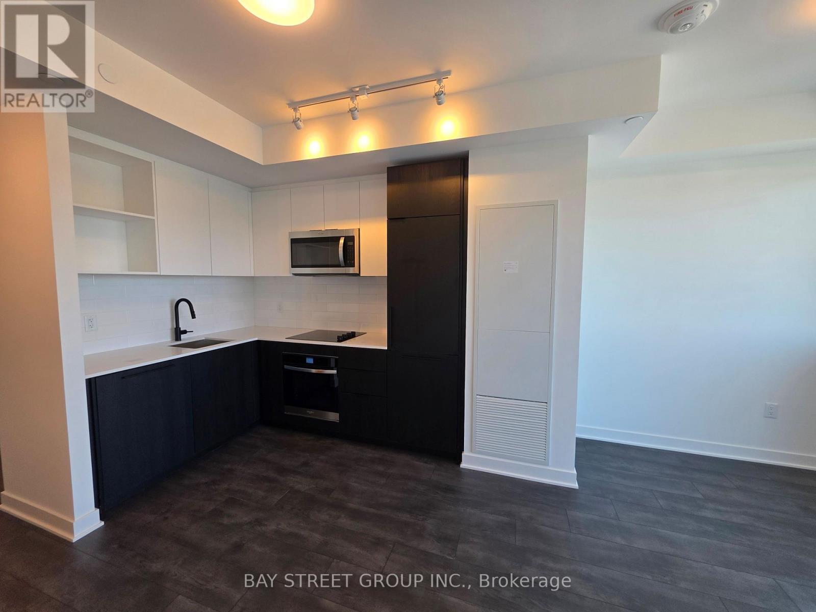 1185 Dupont Street, Toronto, Ontario  M6H 0G5 - Photo 2 - W13238006