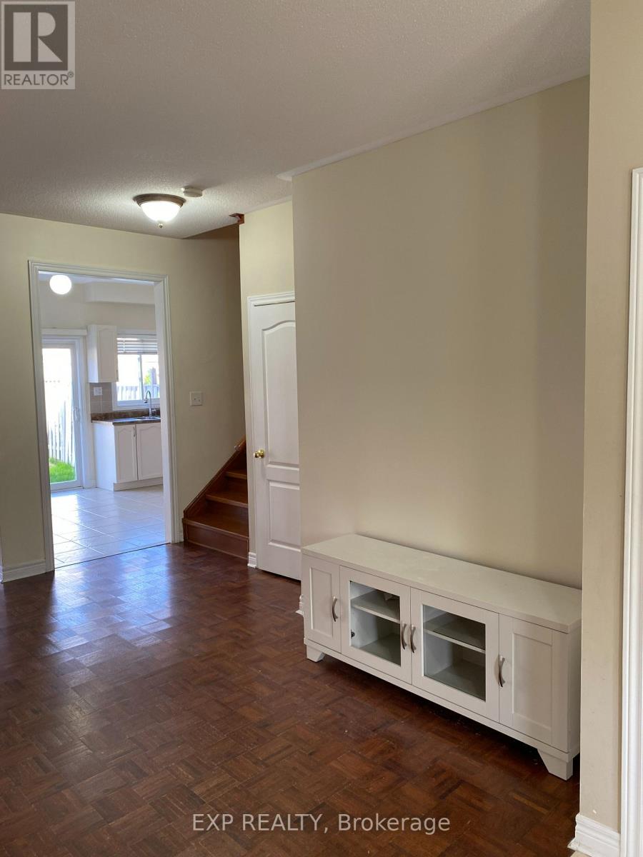 303 Andrews Trail, Milton, Ontario  L9T 6S5 - Photo 4 - W13238026