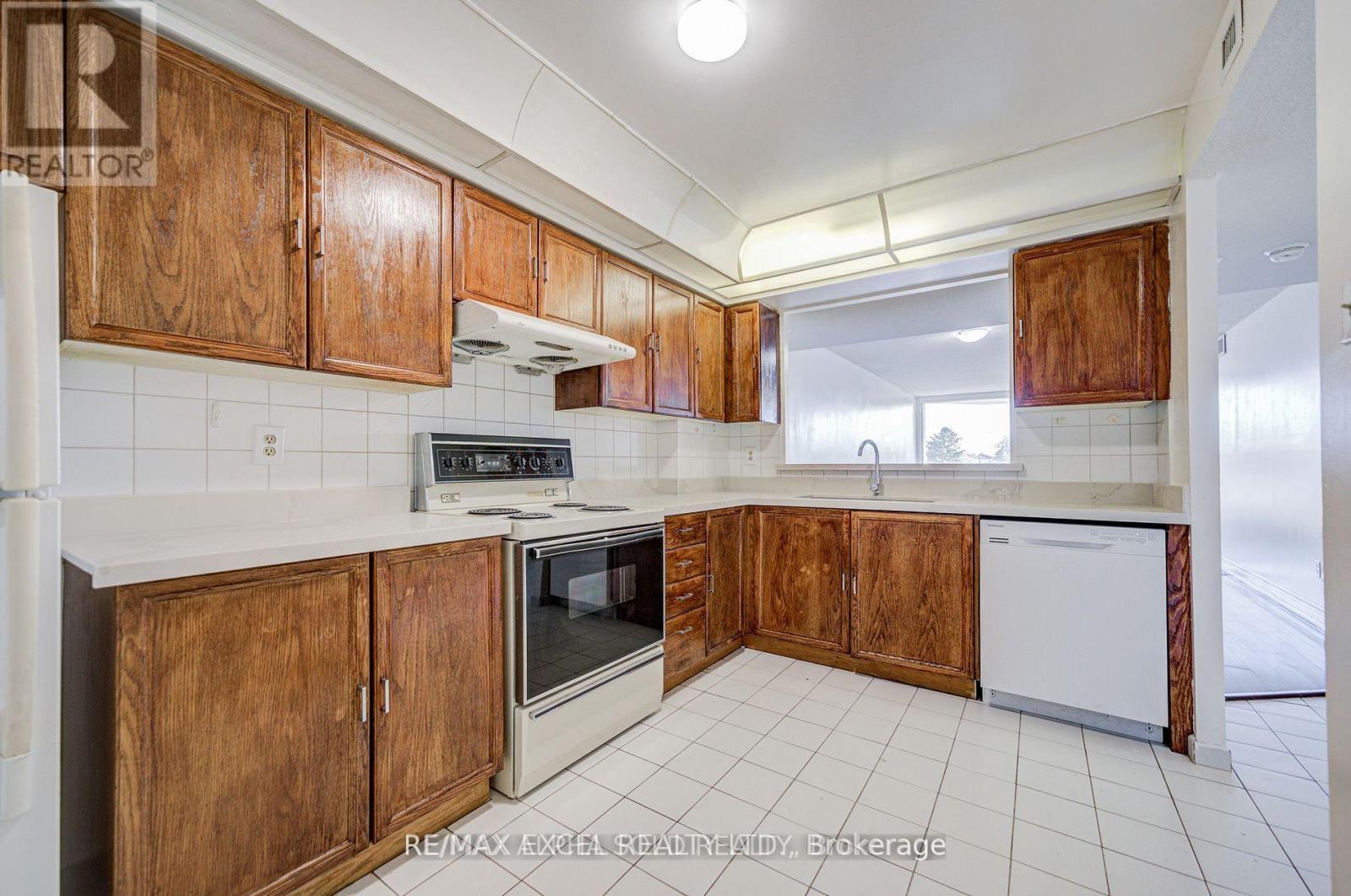 303 - 4727 Sheppard Avenue E, Toronto, Ontario  M1S 5B3 - Photo 11 - E13237444