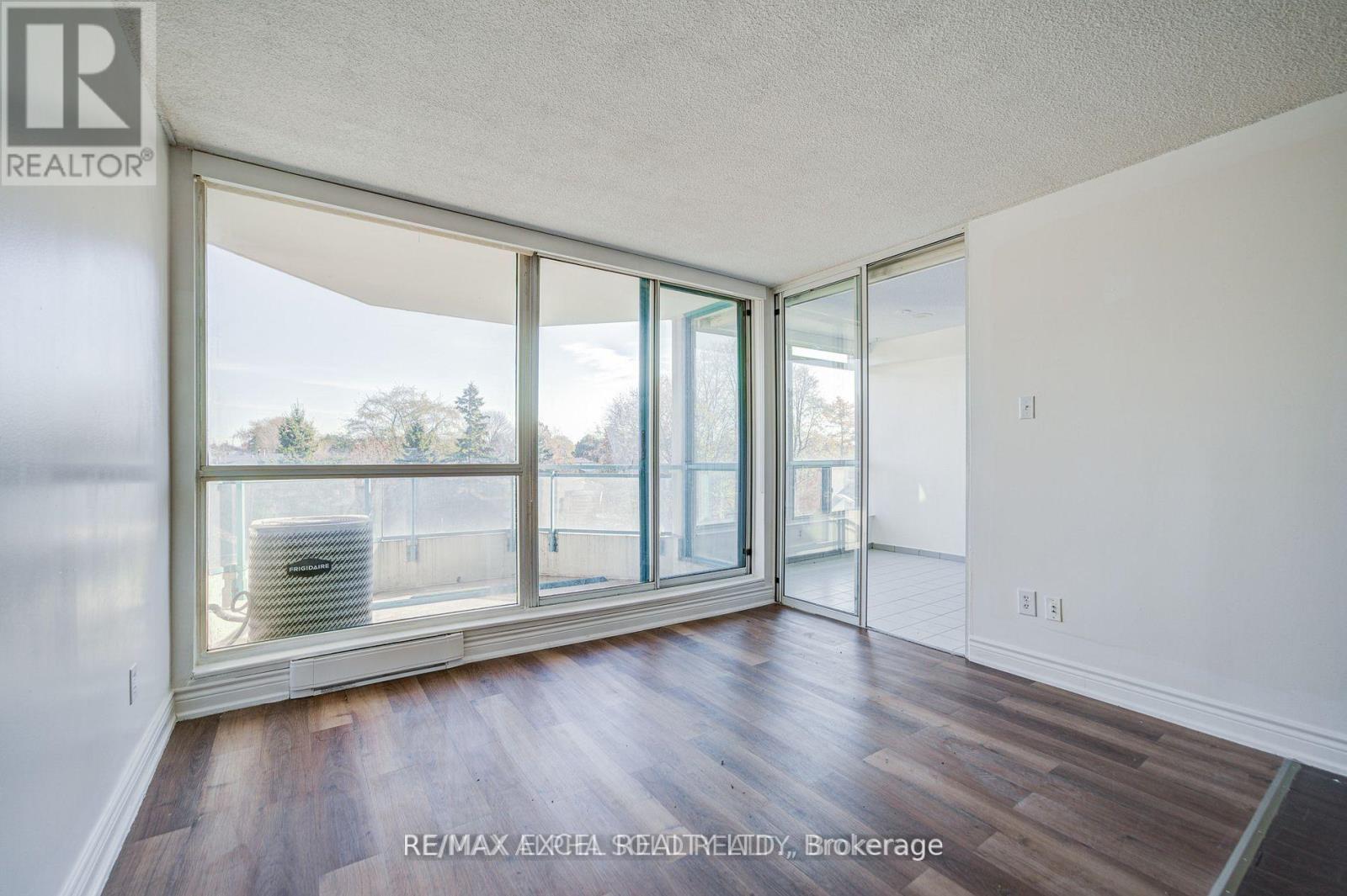 303 - 4727 Sheppard Avenue E, Toronto, Ontario  M1S 5B3 - Photo 35 - E13237444