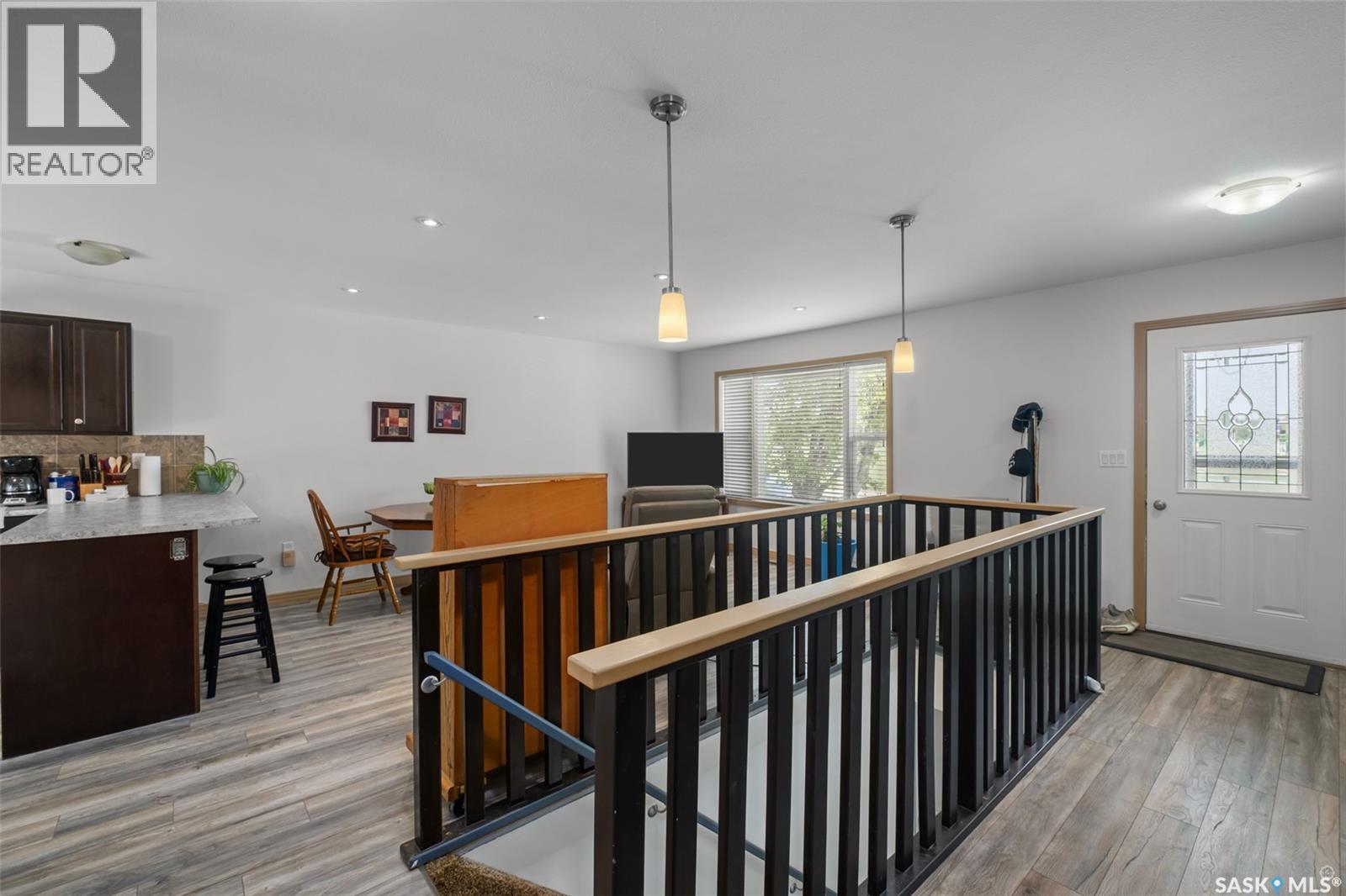 441 6th Street E, Prince Albert, Saskatchewan  S6V 0N3 - Photo 3 - SK037860