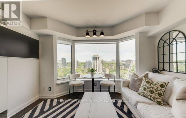 2018 - 155 Yorkville Avenue, Toronto, Ontario  M5R 0B4 - Photo 19 - C13236598