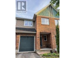 92 SELHURST AVENUE, Ottawa, Ontario