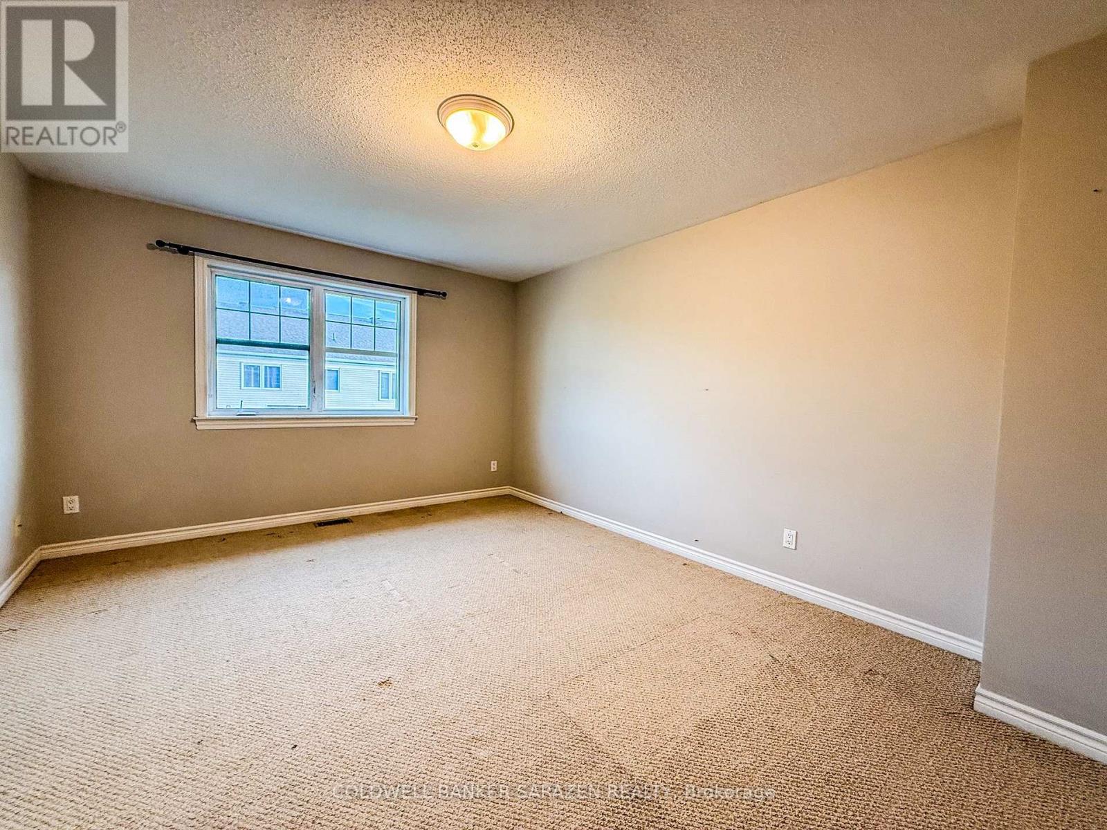 92 Selhurst Avenue, Ottawa, Ontario  K2G 7C9 - Photo 13 - X13017004