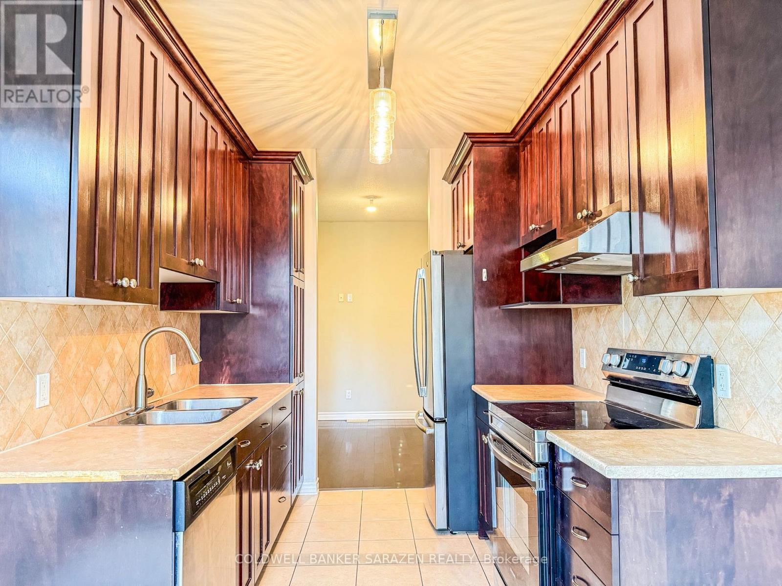 92 Selhurst Avenue, Ottawa, Ontario  K2G 7C9 - Photo 10 - X13017004