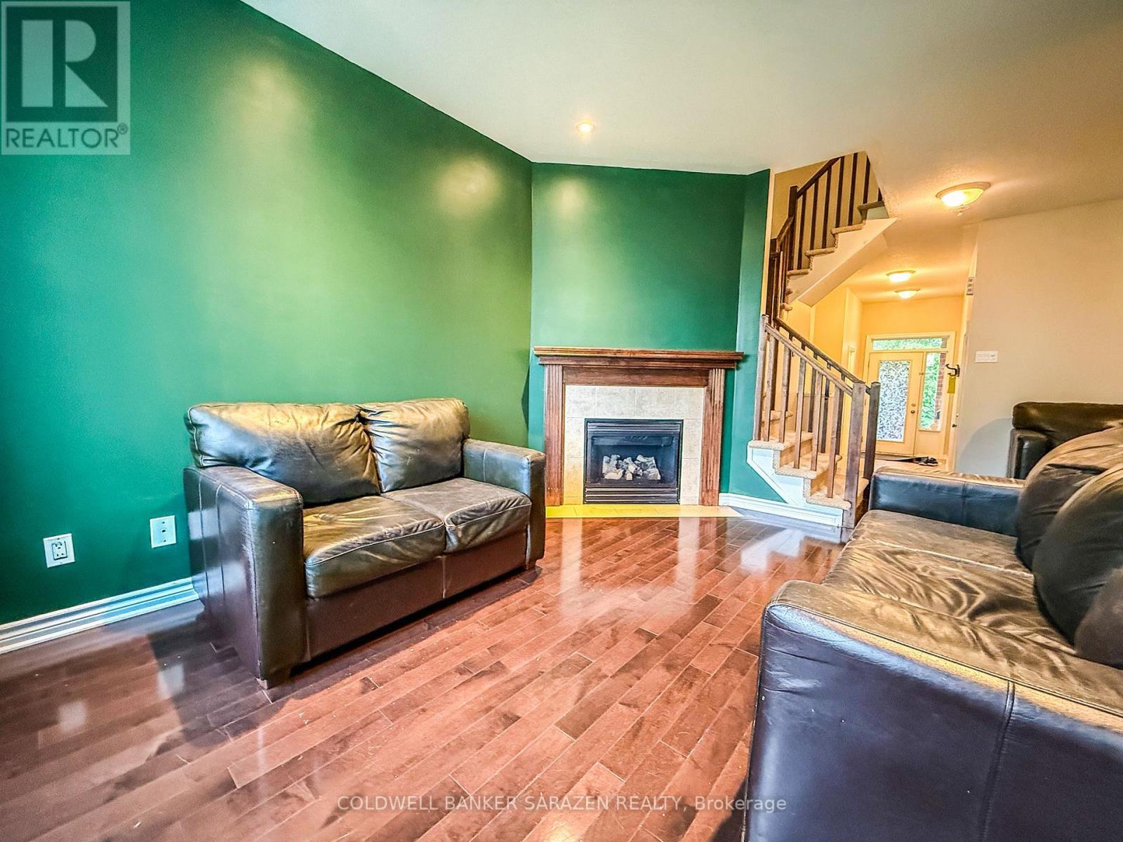 92 Selhurst Avenue, Ottawa, Ontario  K2G 7C9 - Photo 5 - X13017004