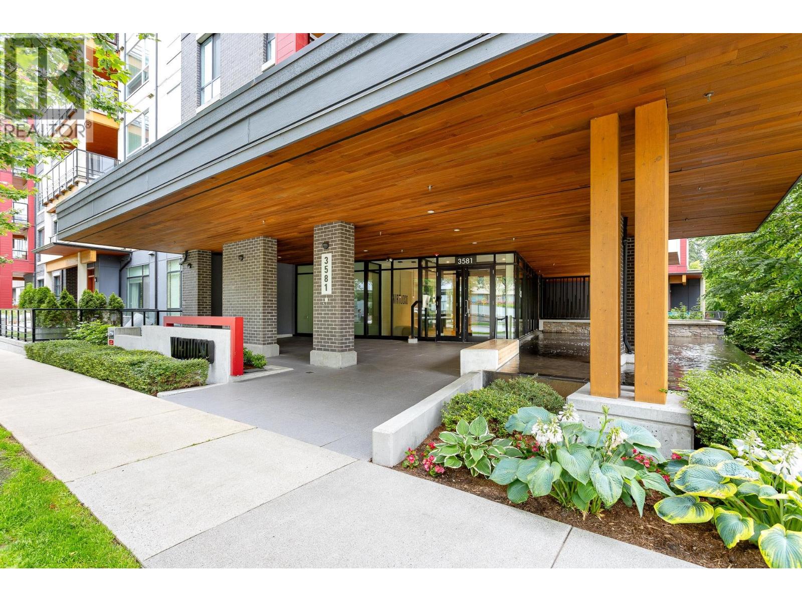 212 3581 Ross Drive, Vancouver, British Columbia  V6S 0K5 - Photo 2 - R3131924