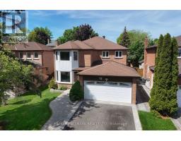 12 BOWES GARDEN COURT, Toronto, Ontario