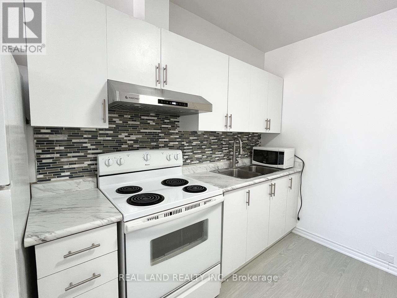 Unit 1 - 31 King Street E, Oshawa, Ontario  L1H 1B2 - Photo 6 - E13238044