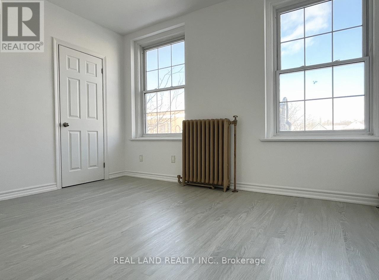 Unit 1 - 31 King Street E, Oshawa, Ontario  L1H 1B2 - Photo 9 - E13238044