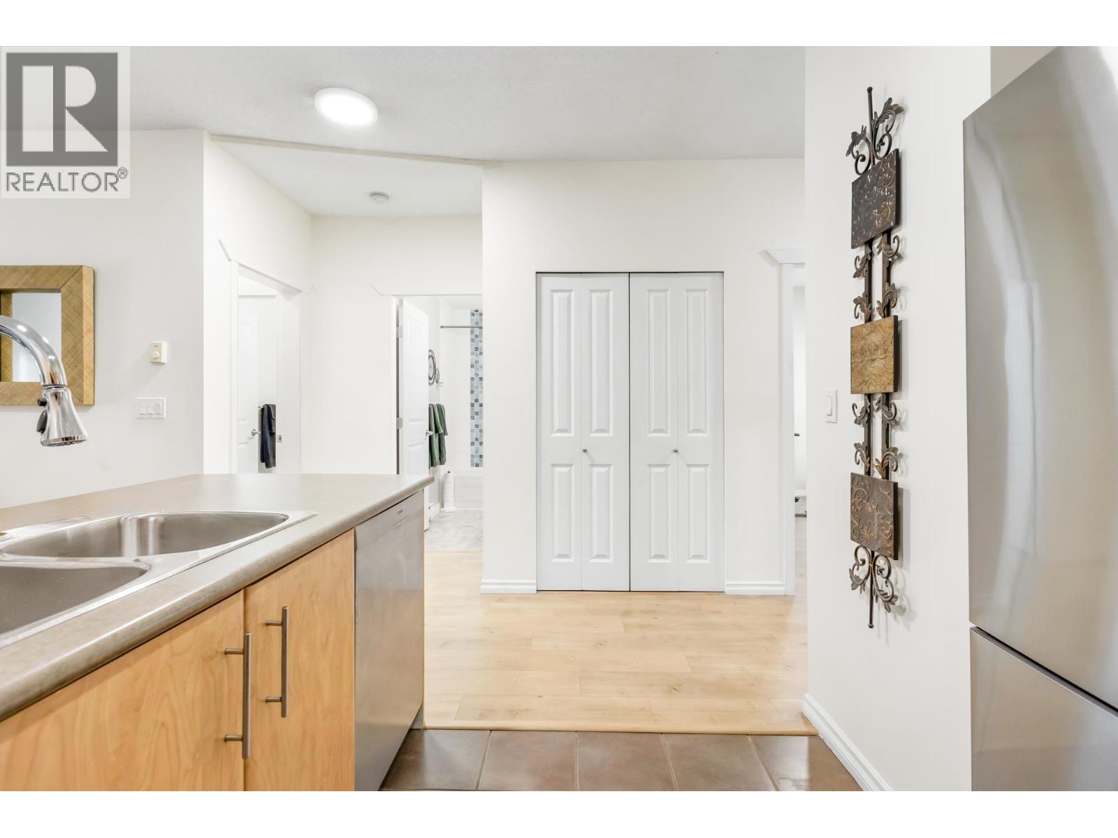 17 730 Farrow Street, Coquitlam, British Columbia  V3J 7Y7 - Photo 20 - R3129731