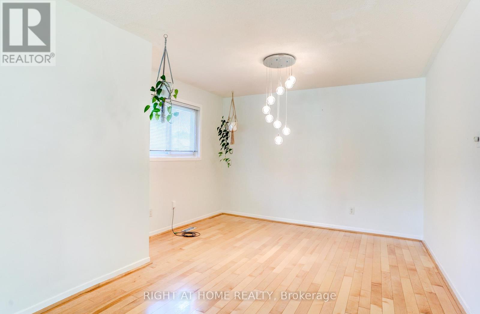 47 Shieldmark Crescent, Markham, Ontario  L3T 3T6 - Photo 18 - N13238034
