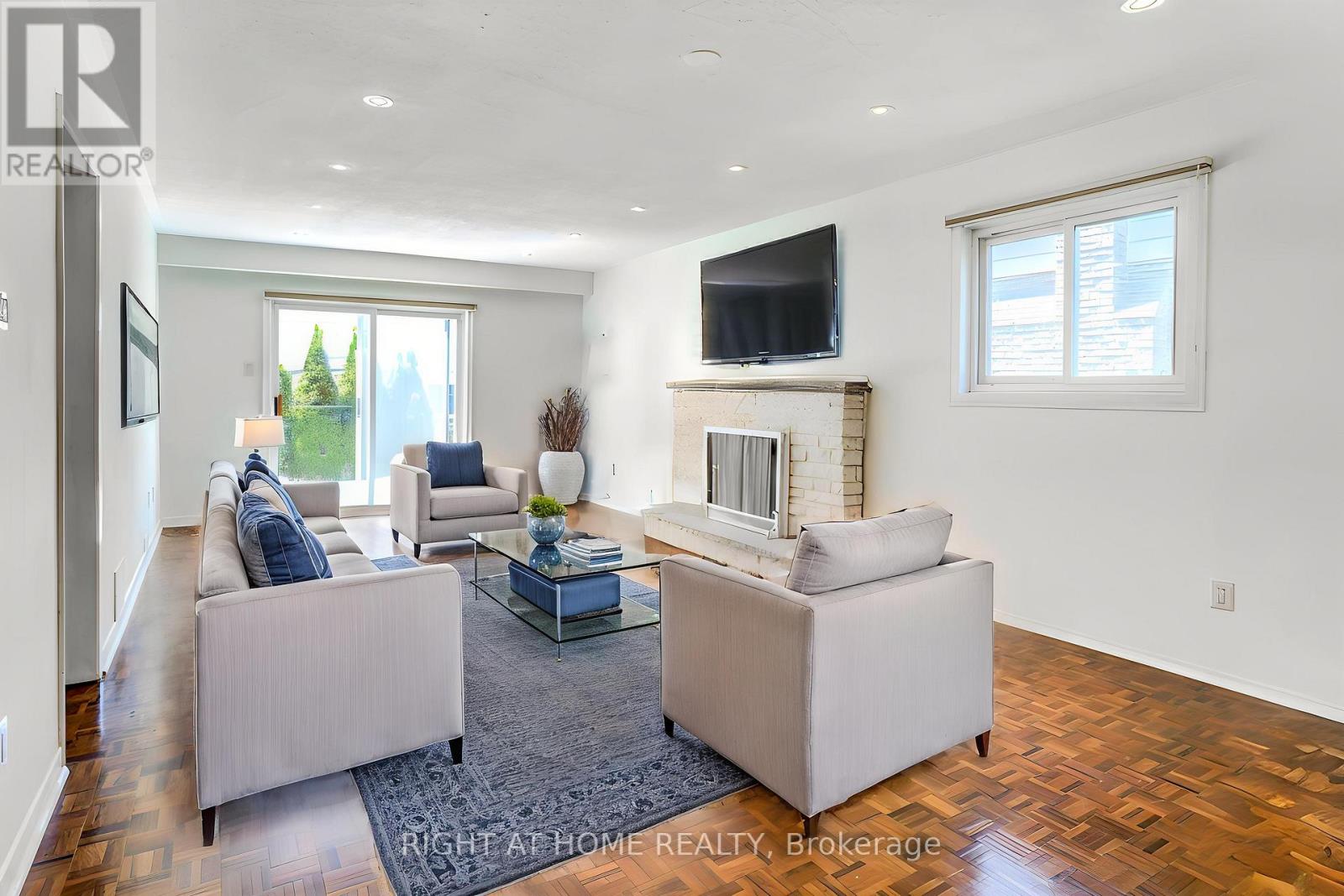 47 Shieldmark Crescent, Markham, Ontario  L3T 3T6 - Photo 23 - N13238034