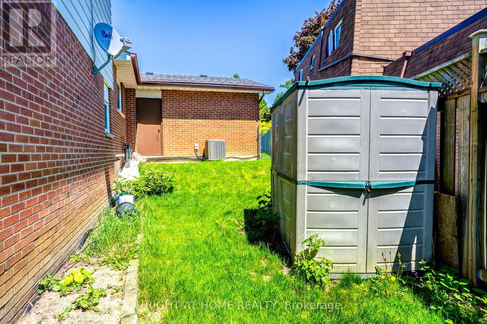 47 Shieldmark Crescent, Markham, Ontario  L3T 3T6 - Photo 42 - N13238034