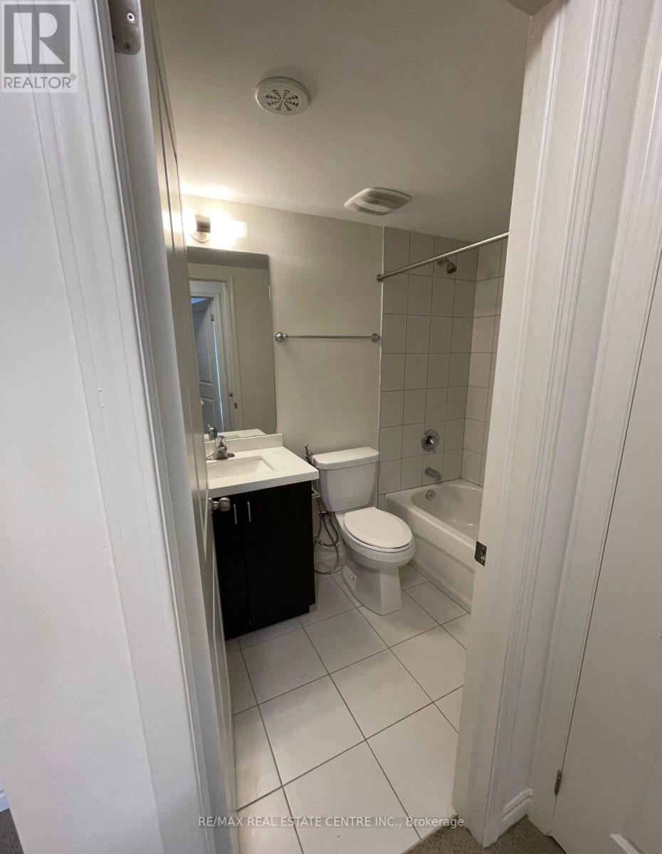 6 - 1150 Stroud Lane, Mississauga, Ontario  L5J 0B3 - Photo 14 - W13238040