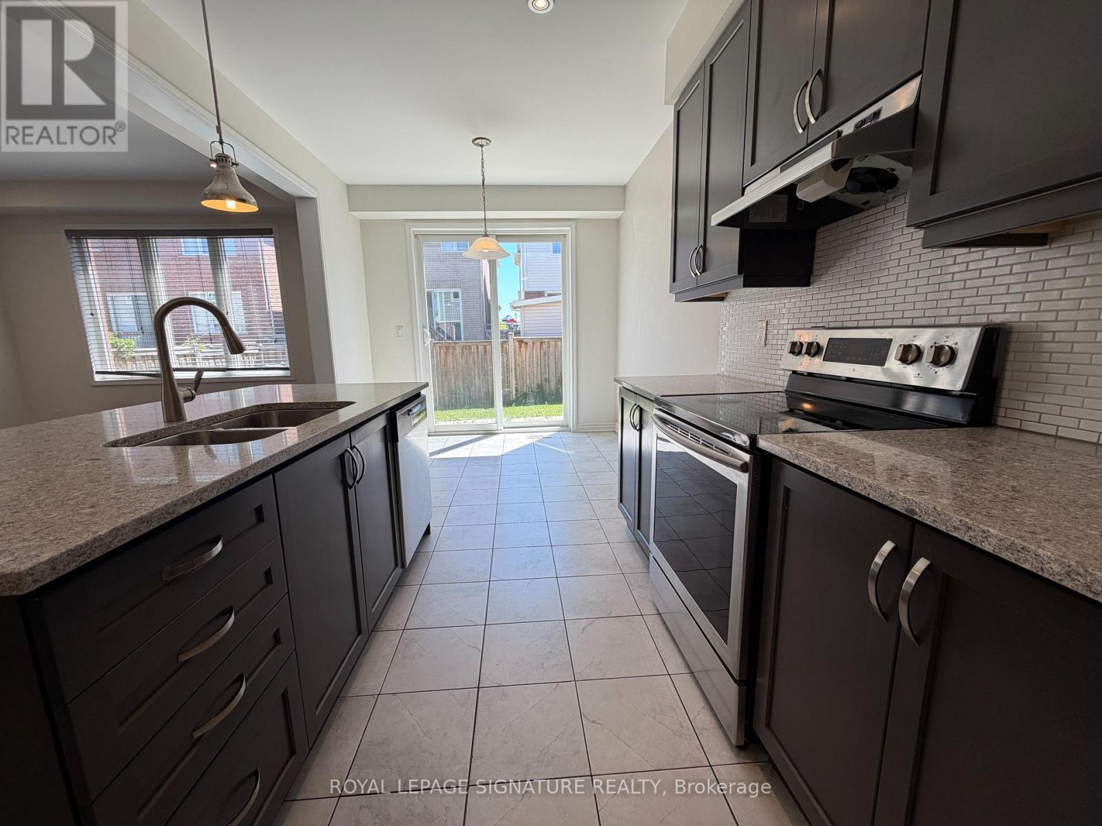 1378 Day Terrace, Milton, Ontario  L9T 1E2 - Photo 4 - W13235186