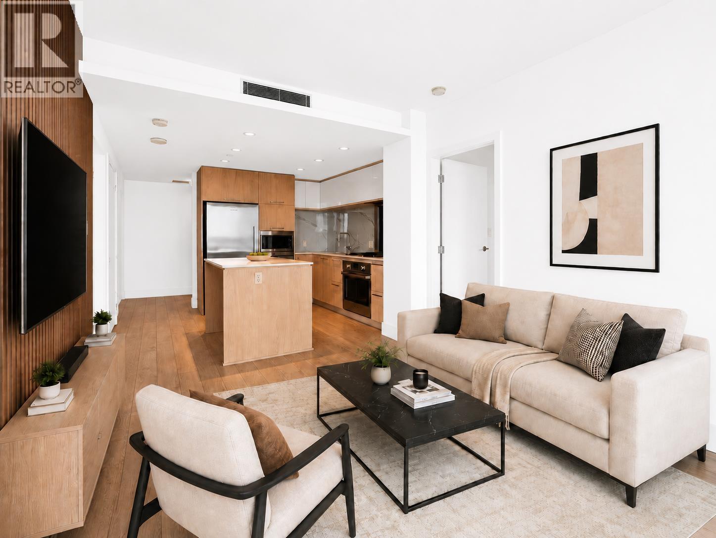 1804 680 Seylynn Crescent, North Vancouver, British Columbia  V7J 0B5 - Photo 3 - R3111608