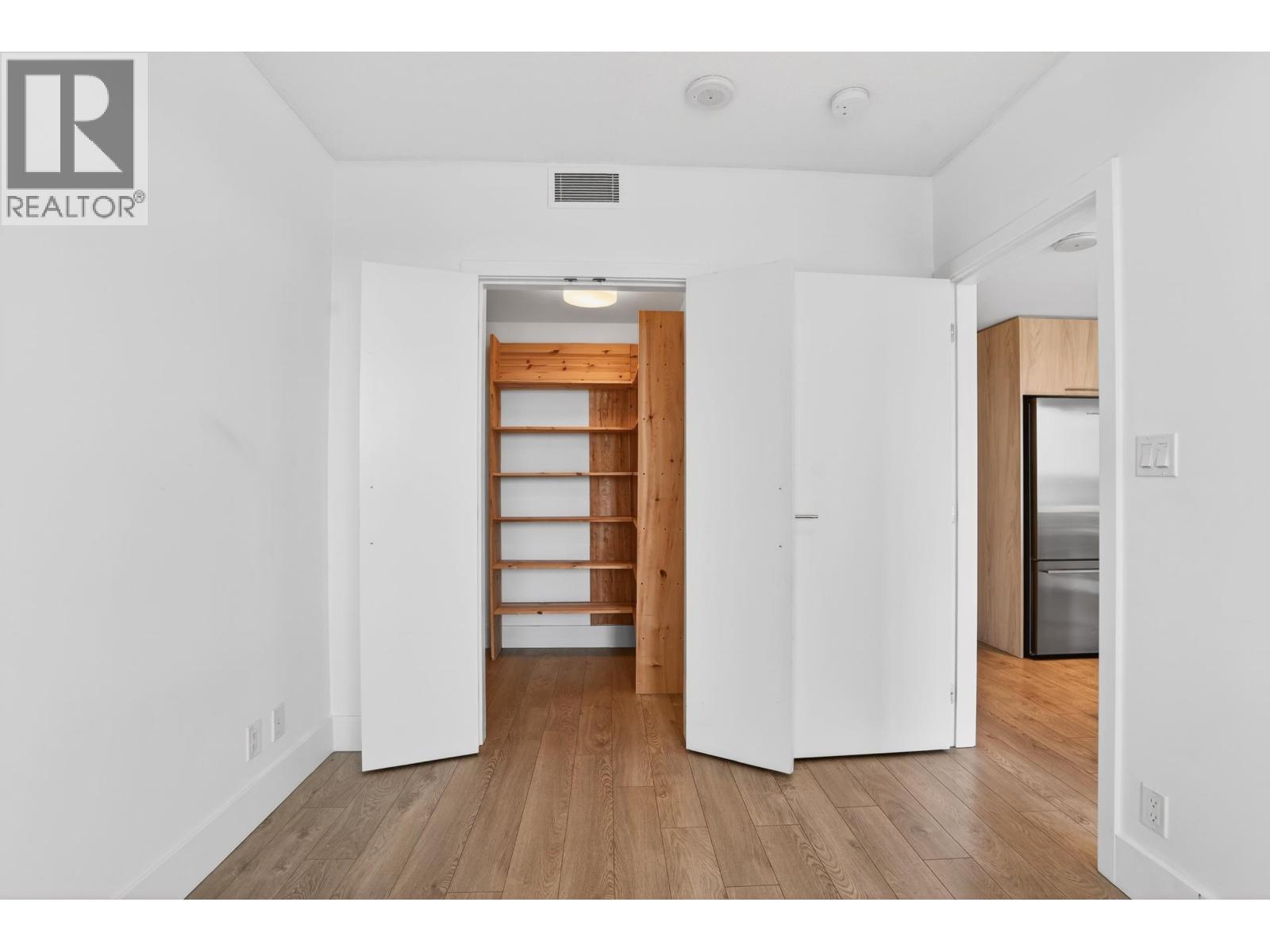1804 680 Seylynn Crescent, North Vancouver, British Columbia  V7J 0B5 - Photo 21 - R3111608
