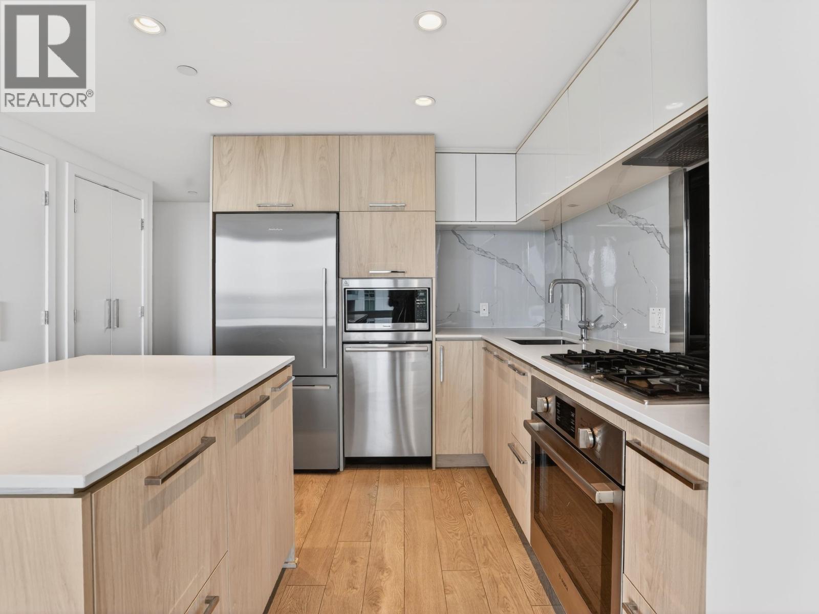1804 680 Seylynn Crescent, North Vancouver, British Columbia  V7J 0B5 - Photo 15 - R3111608