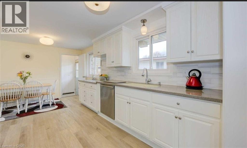 275 Kingswood Drive Unit# Upper, Kitchener, Ontario  N2E 1S1 - Photo 5 - 40834761
