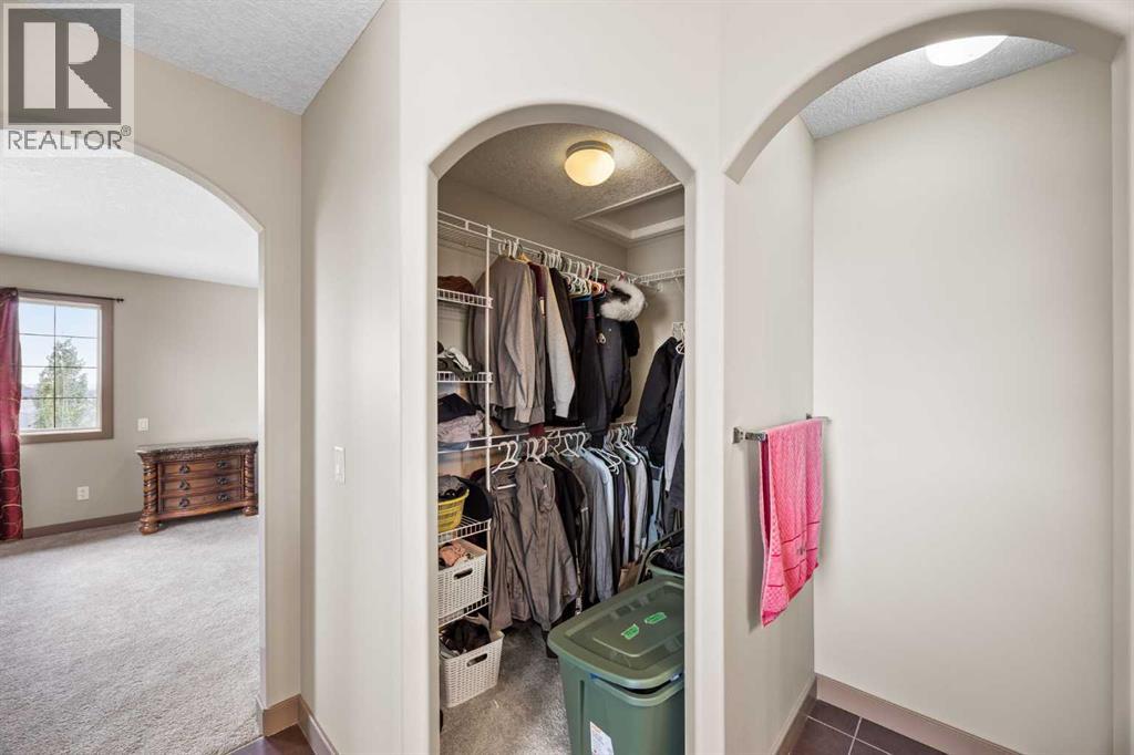 282 Pantego Terrace Nw, Calgary, Alberta  T3K 0K3 - Photo 33 - A2316911
