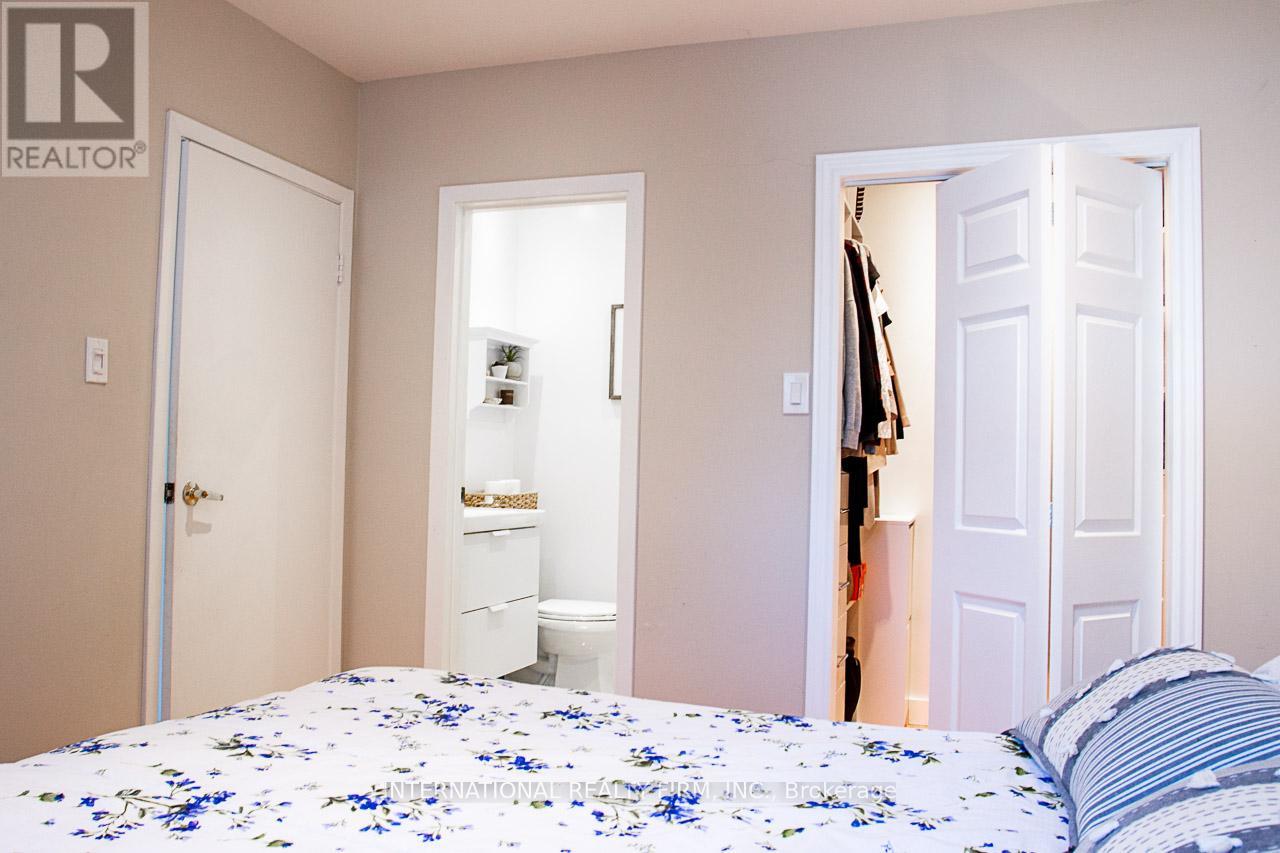 Upper - 77 Elise Terrace, Toronto, Ontario  M2R 2W9 - Photo 4 - C13238072
