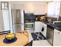 UPPER - 77 ELISE TERRACE, Toronto, Ontario