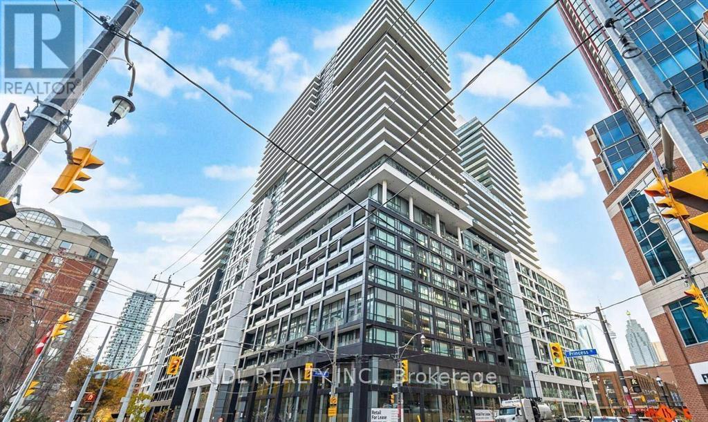 1428 - 70 PRINCESS STREET, Toronto, Ontario