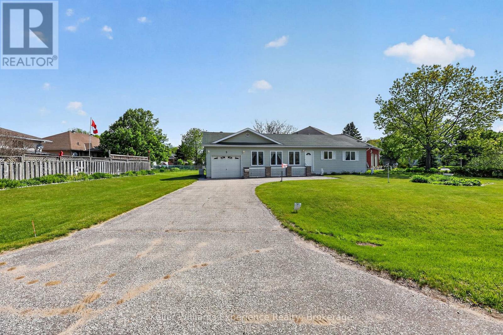 5 Bridle Road, Penetanguishene, Ontario  L9M 1J5 - Photo 24 - S13238062
