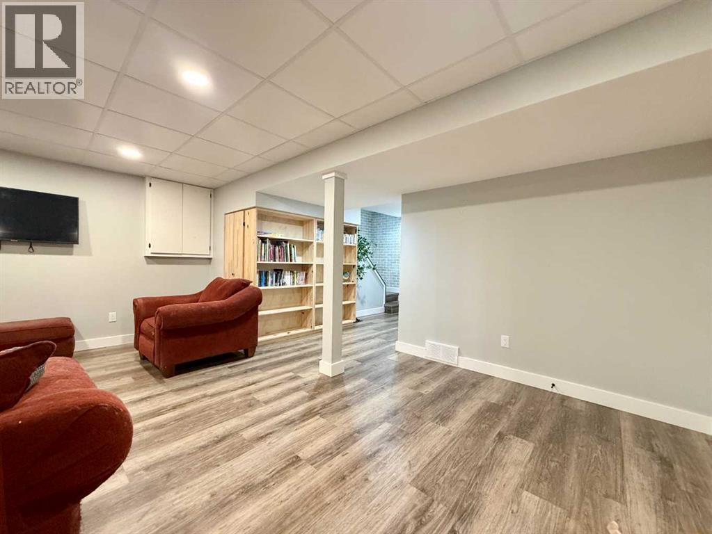 5144 53 Street, Irma, Alberta  T0B 2H0 - Photo 24 - A2317727