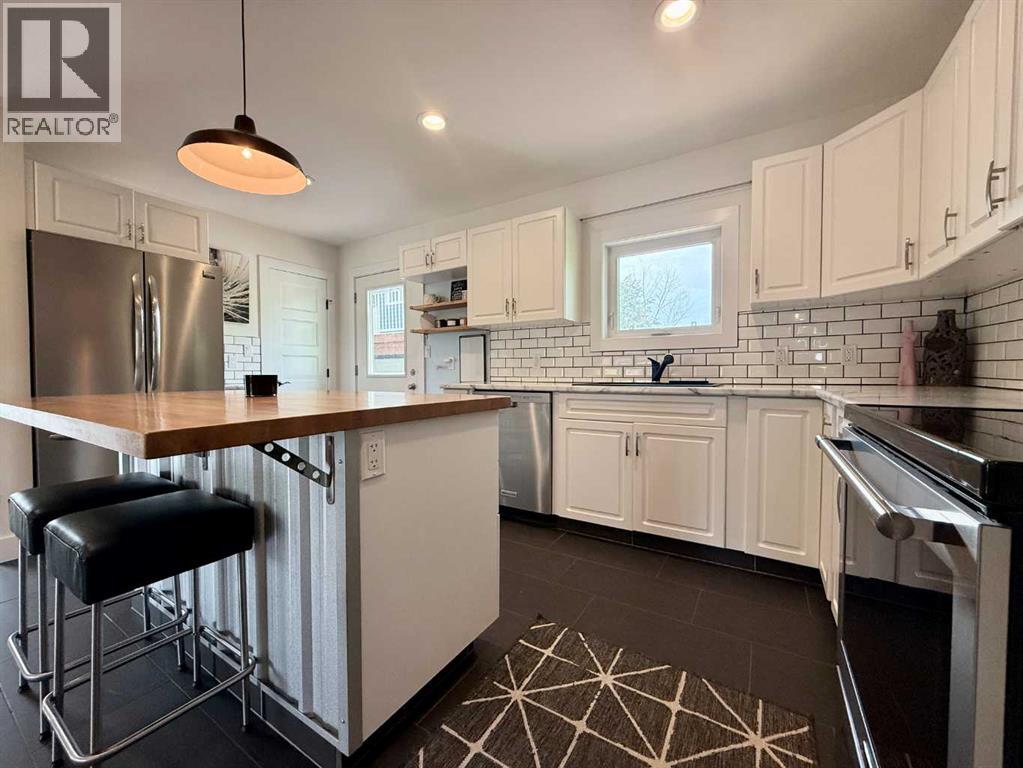 5144 53 Street, Irma, Alberta  T0B 2H0 - Photo 6 - A2317727